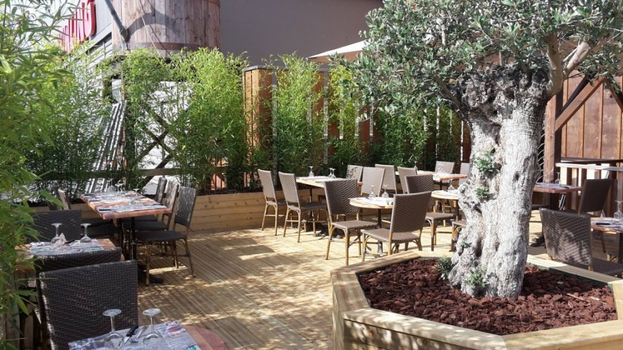 Le restaurant de Mondeville s’offre une nouvelle terrasse !
